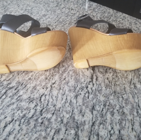 Steve Madden Wedge Sandal - Picture 5 of 7